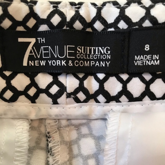New York & Co. Pattern Ankle Pants Size 8 - Picture 4 of 6